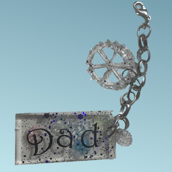 Handmade custom Dad Keychain- Customization and/or Personalization optional - Picture 3 of 3